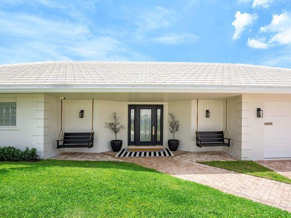 1332 SW Tamarind Way, Boca Raton, FL 33486