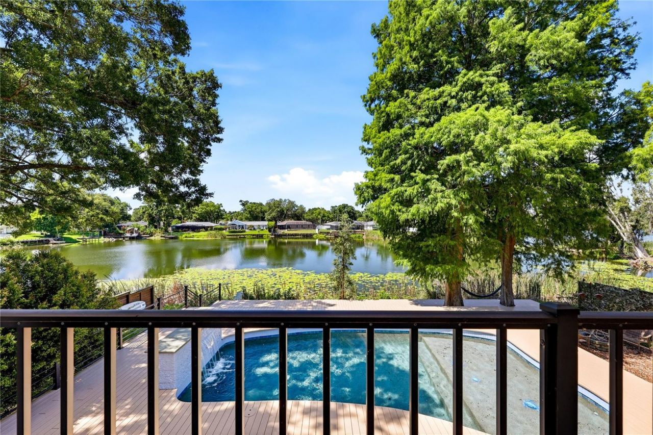 13512 Lake Magdalene Drive, Tampa, FL 33613 Photo