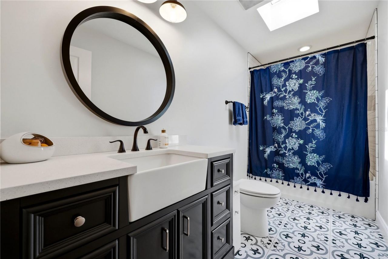 13512 Lake Magdalene Drive, Tampa, FL 33613 Photo