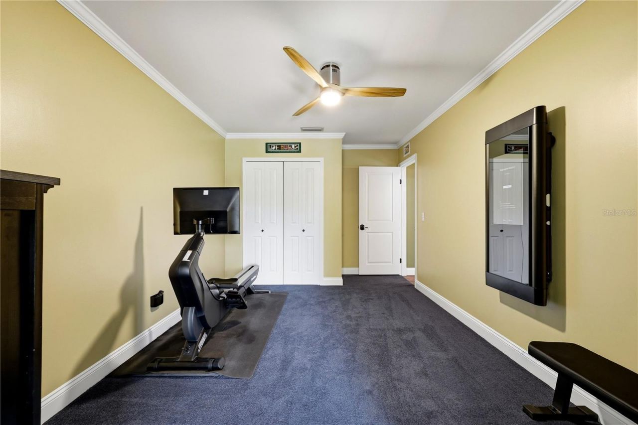 13512 Lake Magdalene Drive, Tampa, FL 33613 Photo