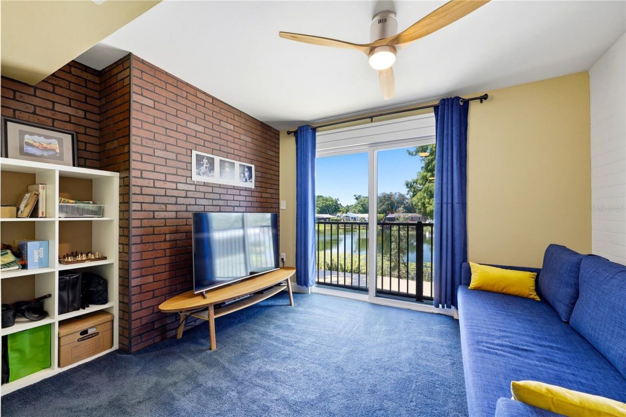 13512 Lake Magdalene Drive, Tampa, FL 33613 Photo