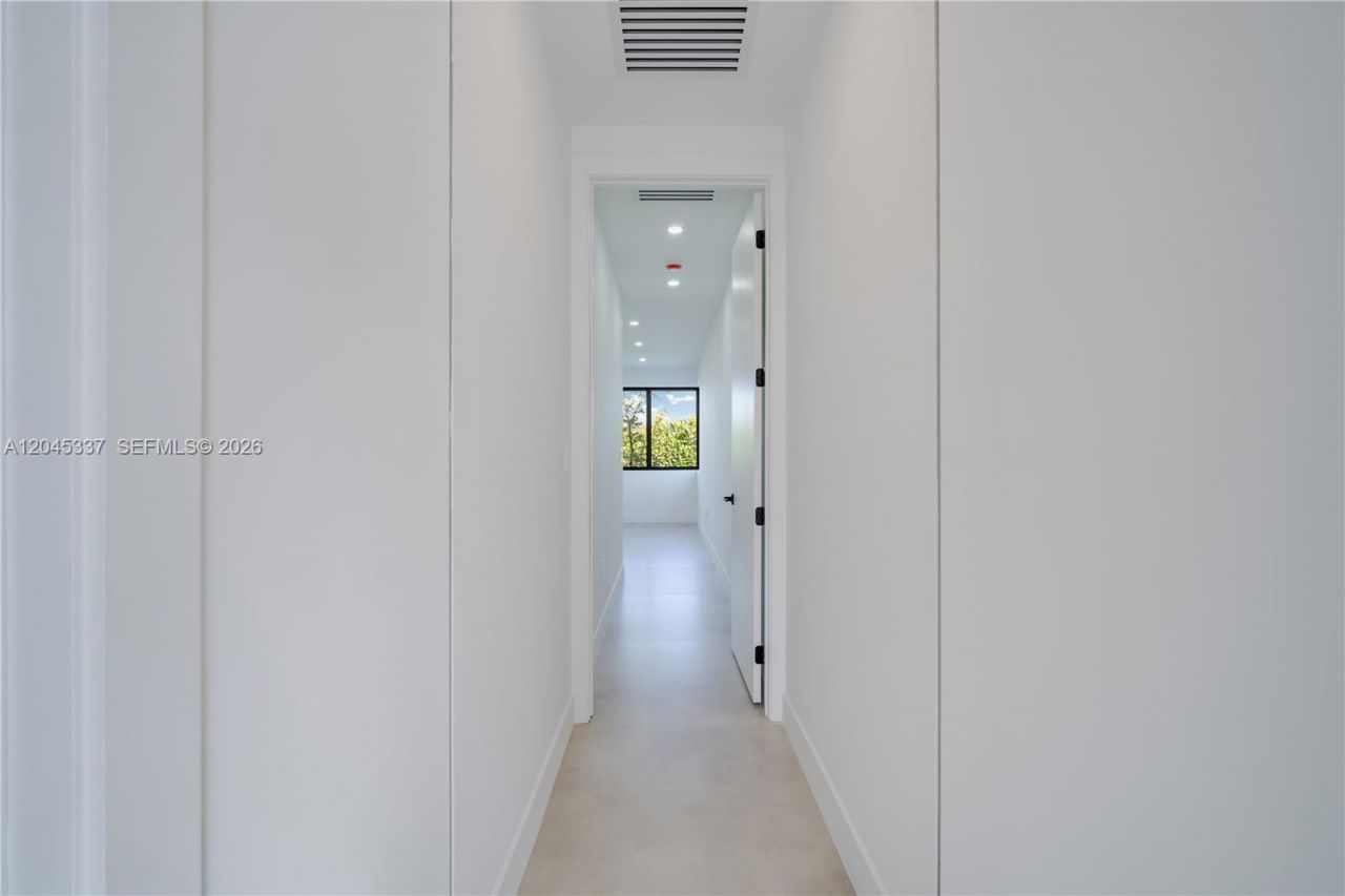 4321 SW 99th Ave, Miami, FL 33165 Photo