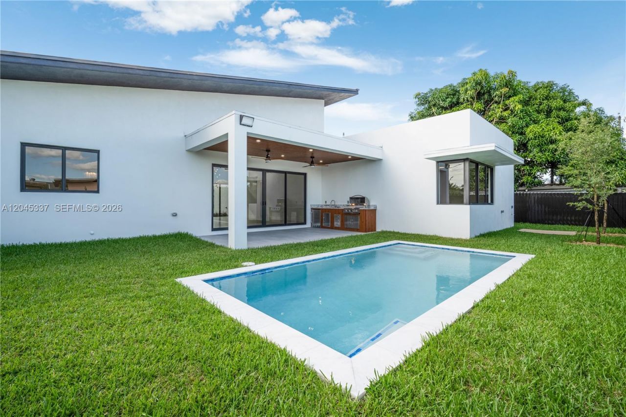 4321 SW 99th Ave, Miami, FL 33165 Photo