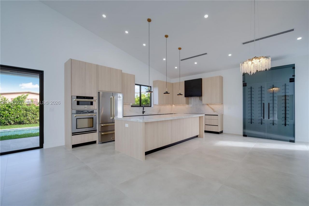 4321 SW 99th Ave, Miami, FL 33165 Photo