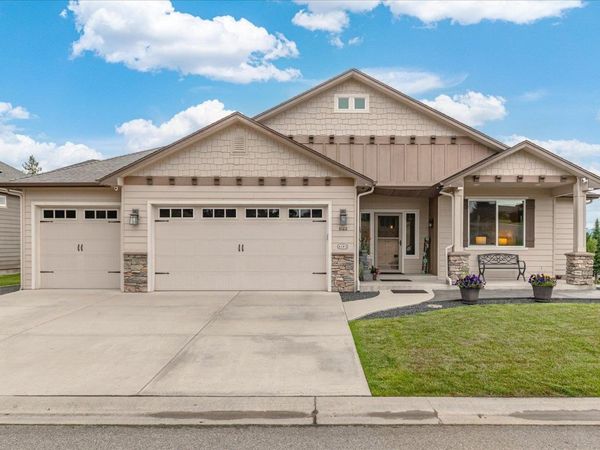 6102 N Blue Spruce Ln, Spokane, WA 99217