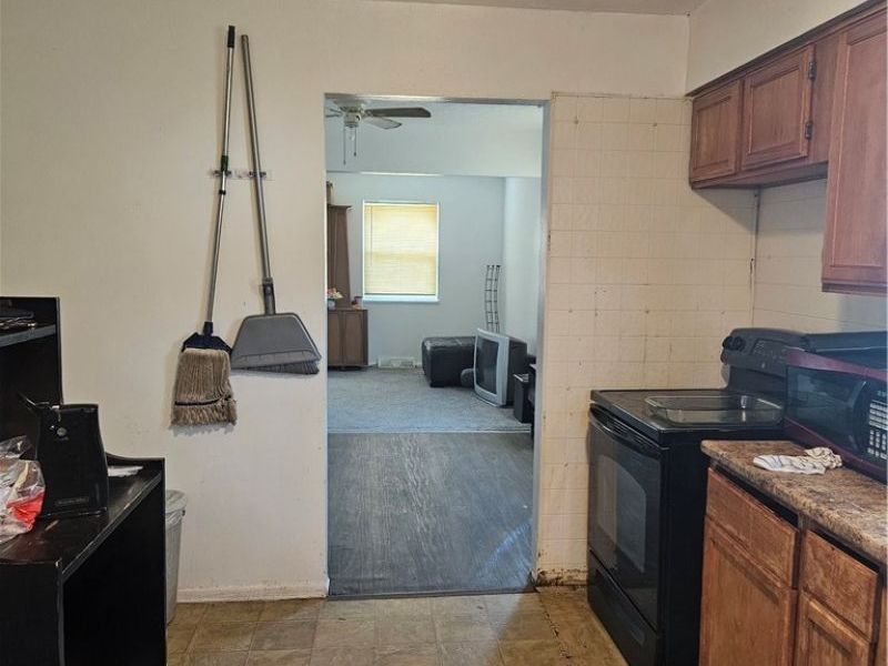 1331 E 88th Street, Cleveland, OH 44106 Photo 8