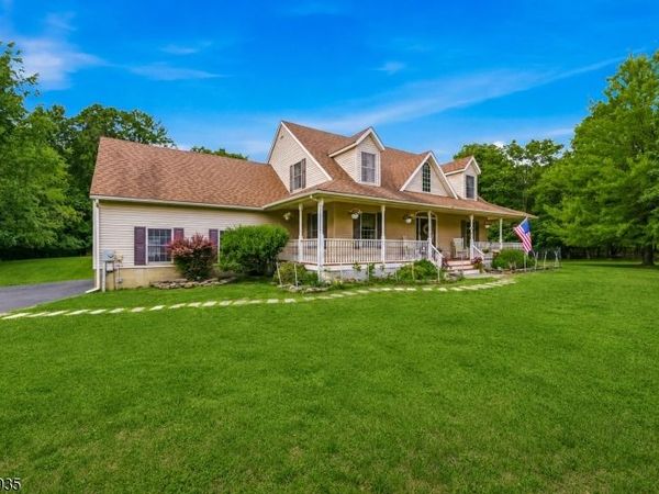 6 Dales Crossing, Wantage, NJ 07461