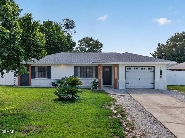 1885 Fayetteville Avenue, Deltona, FL 32725