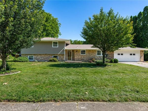 655 Paxson Drive, Yellow Springs Vlg, OH 45387