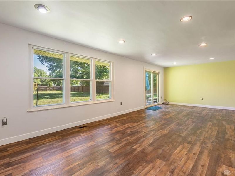 655 Paxson Drive, Yellow Springs, OH 45387 Photo 4