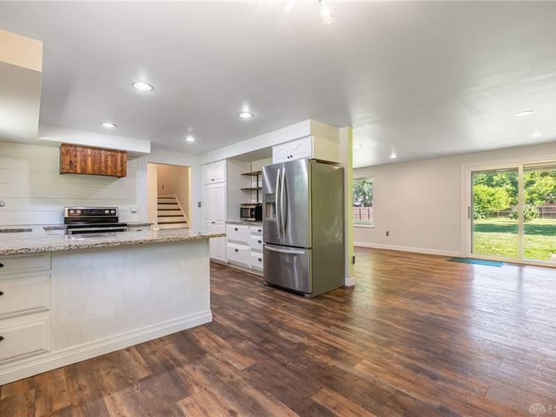 655 Paxson Drive, Yellow Springs, OH 45387 Photo 8