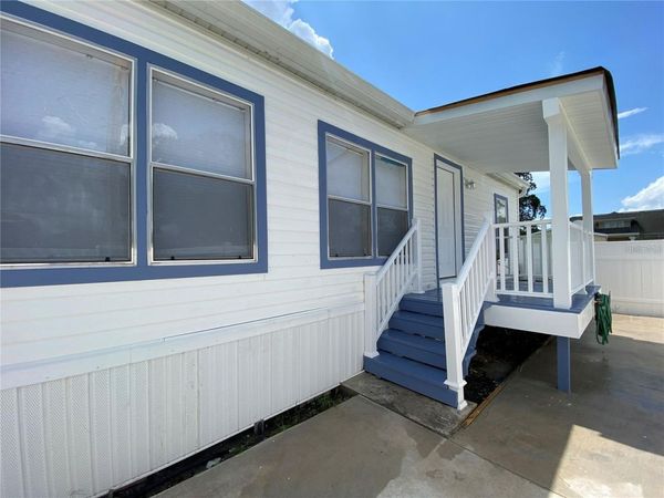 8726 MAYFLOWER ROAD , TAMPA, FL 33615