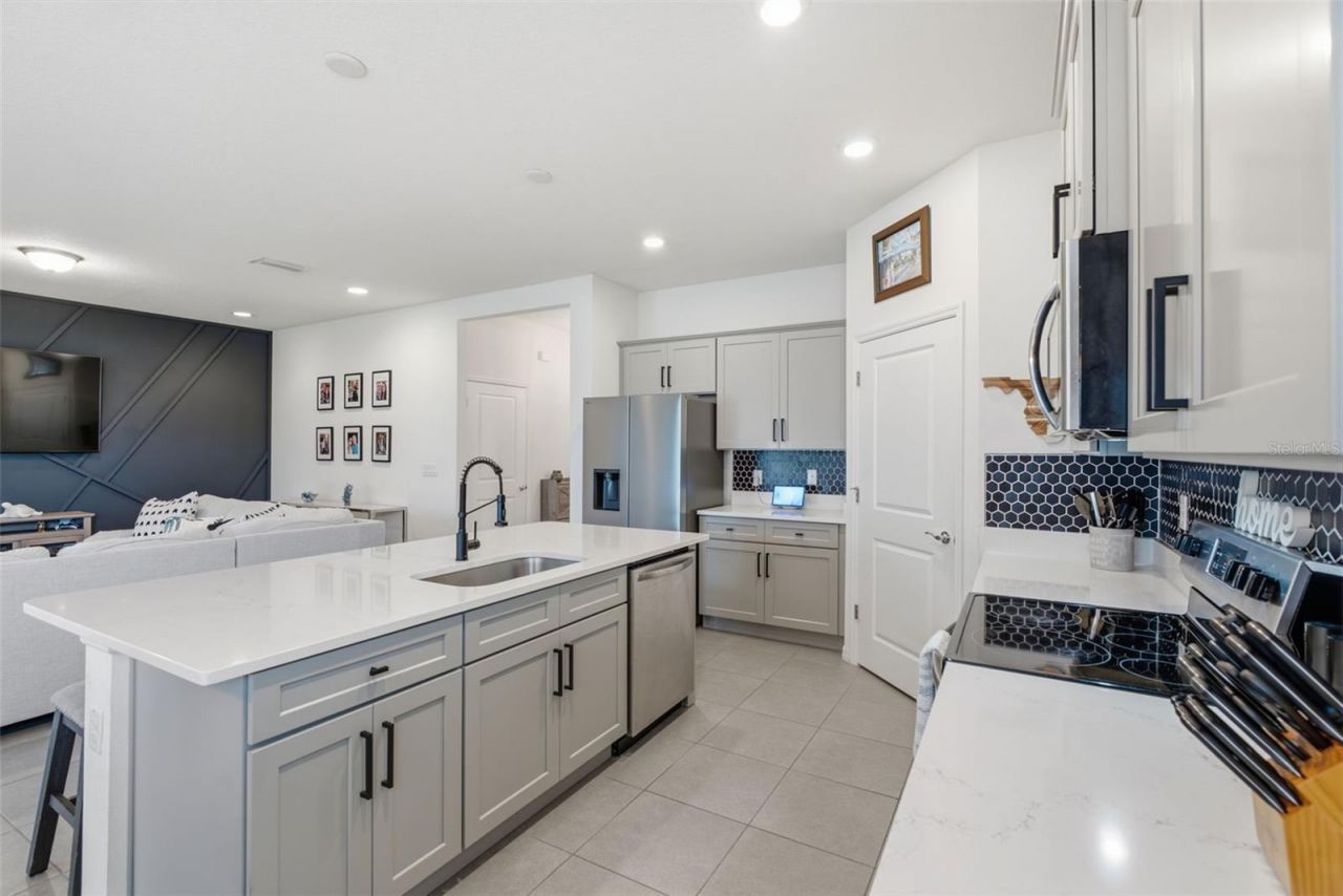 13237 Waterleaf Garden Circle, Riverview, FL 33579 Photo
