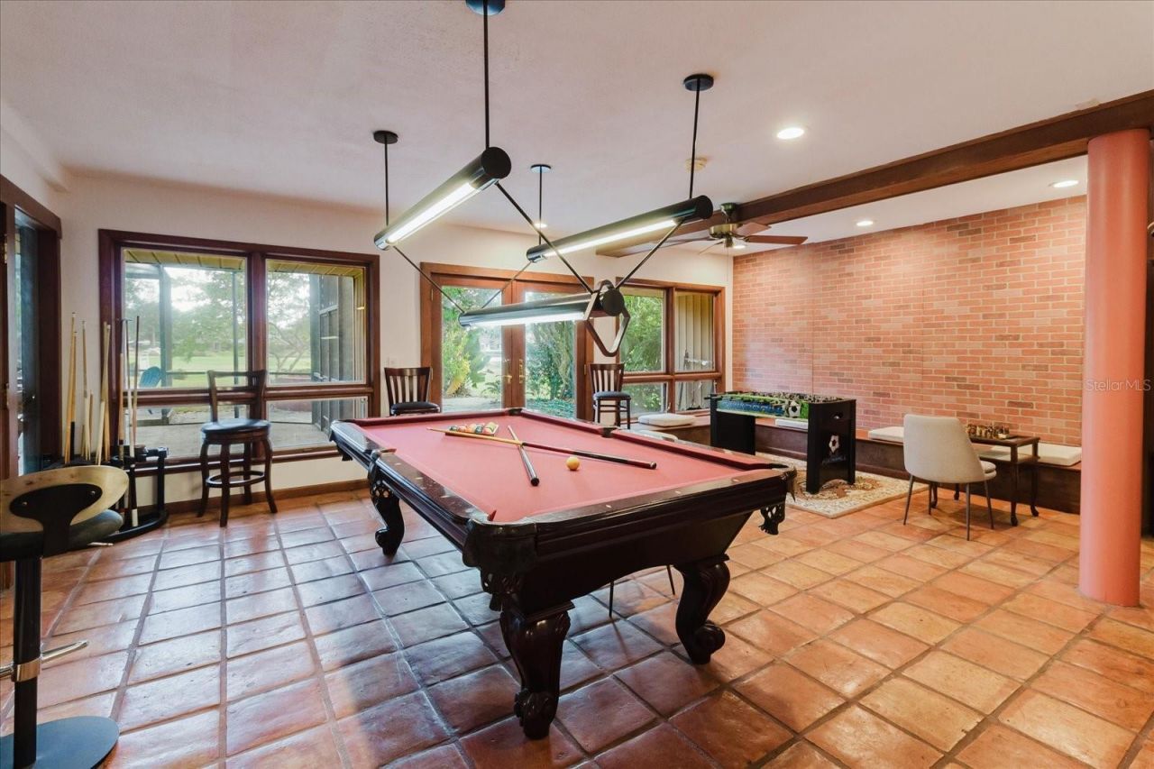 4404 Old Orchard Drive, Tampa, FL 33618 Photo
