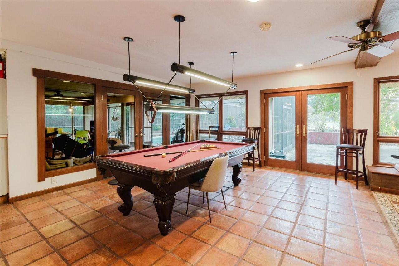 4404 Old Orchard Drive, Tampa, FL 33618 Photo