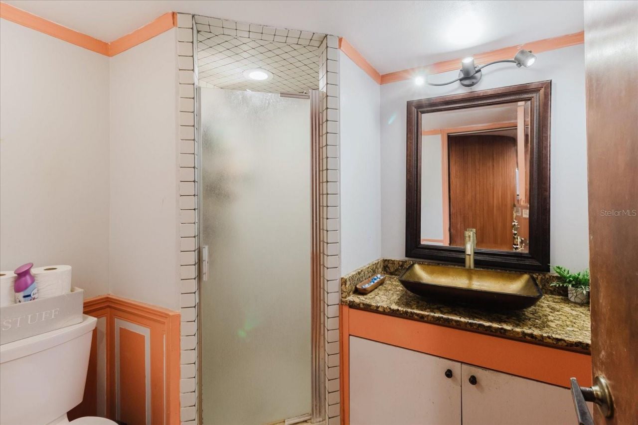 4404 Old Orchard Drive, Tampa, FL 33618 Photo