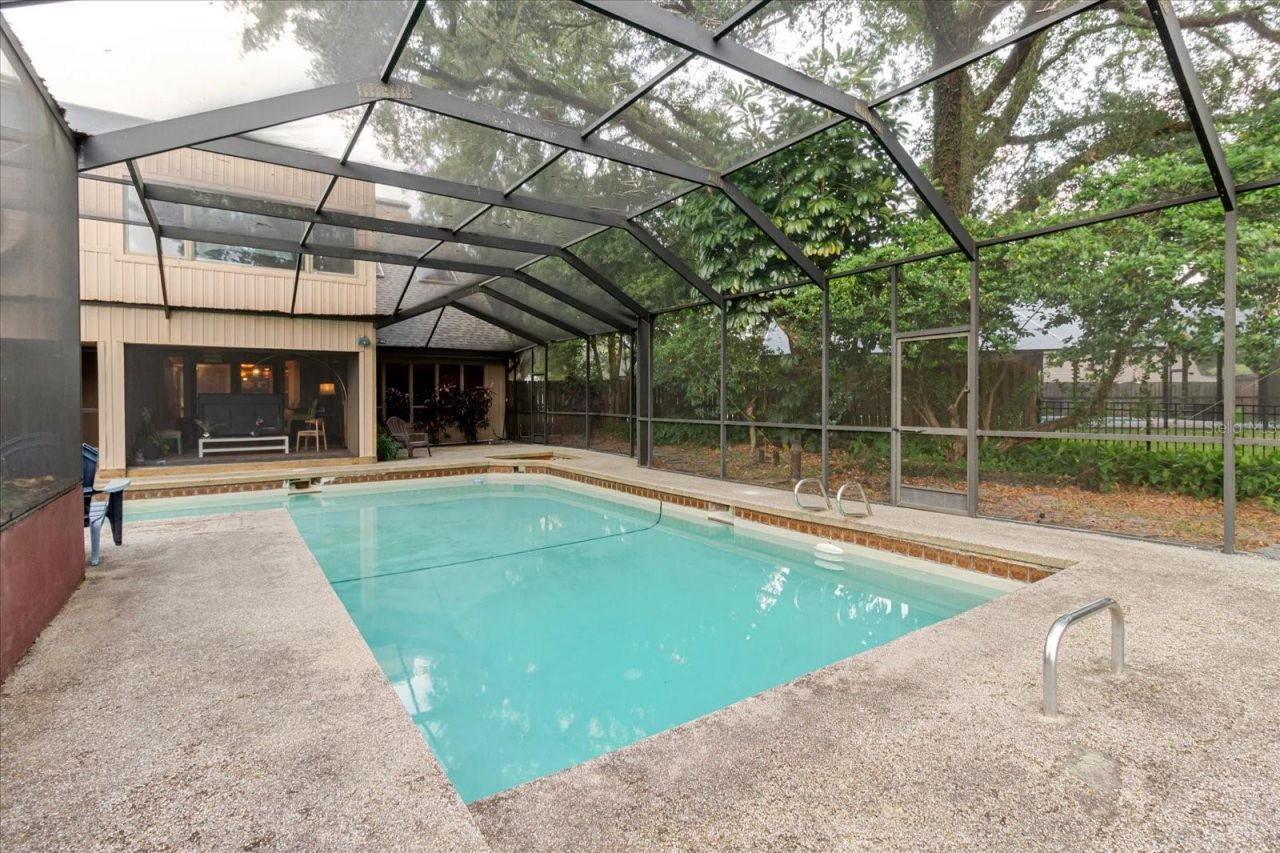 4404 Old Orchard Drive, Tampa, FL 33618 Photo