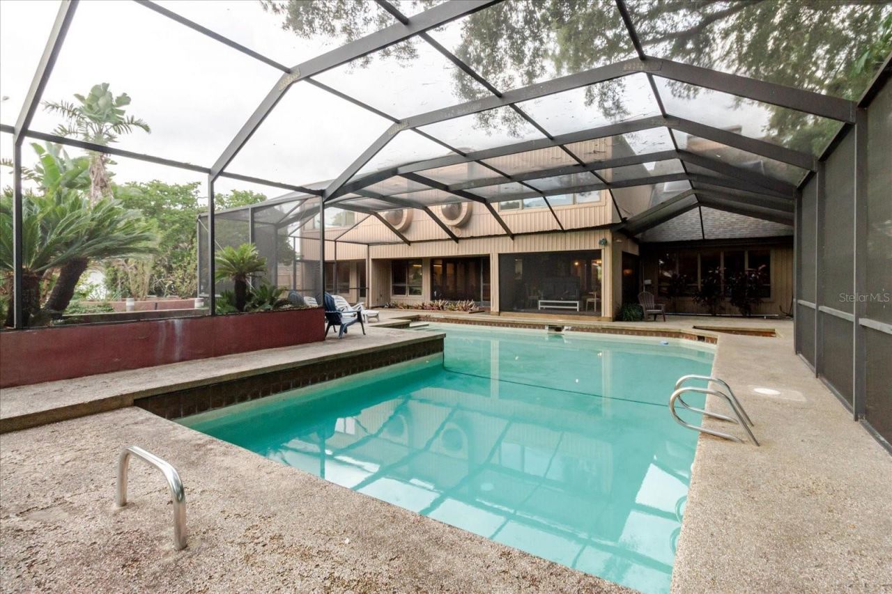 4404 Old Orchard Drive, Tampa, FL 33618 Photo