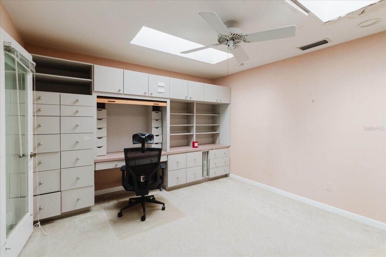 4404 Old Orchard Drive, Tampa, FL 33618 Photo