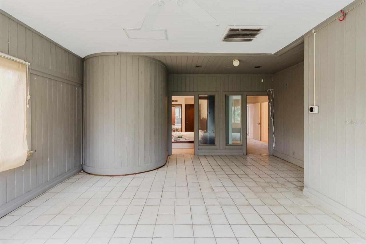 4404 Old Orchard Drive, Tampa, FL 33618 Photo