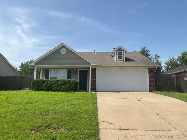 26011 E 89th Street , Broken Arrow, OK 74014
