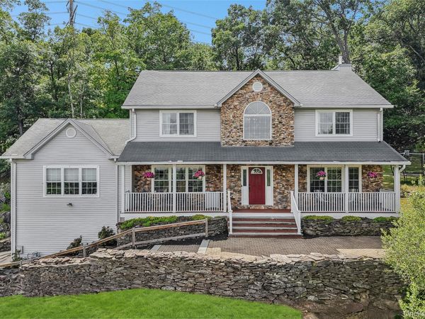 29 Dunderberg Road , Tomkins Cove, NY 10986