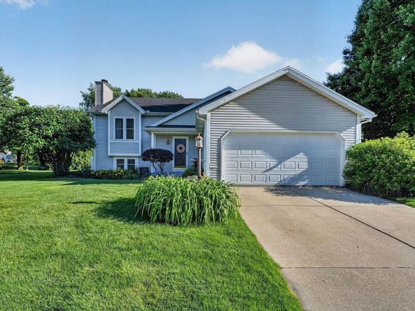 11664 Red Oak Drive, Granger, IN 46530