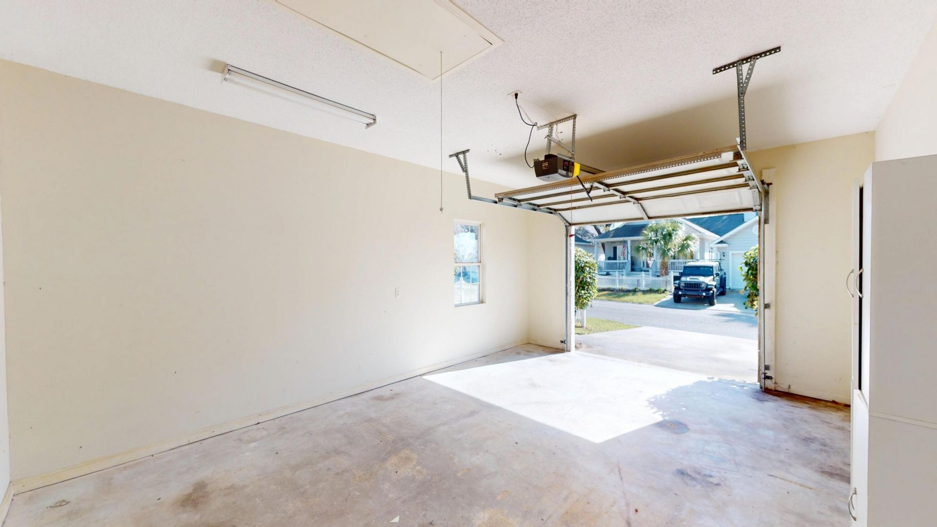 46 White Pond Boulevard Photo 16