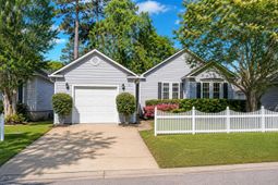 46 White Pond Boulevard photo 4