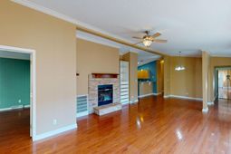 46 White Pond Boulevard photo 4