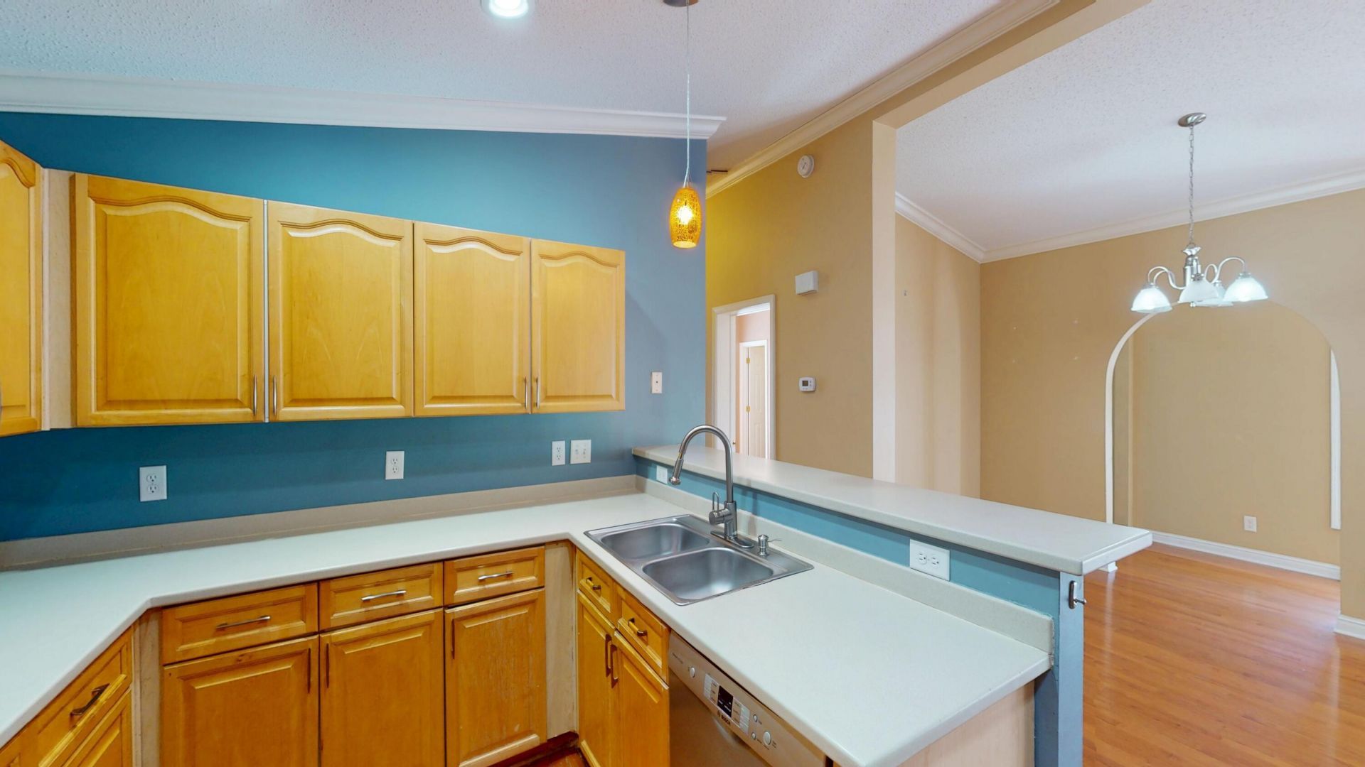 46 White Pond Boulevard Photo 7