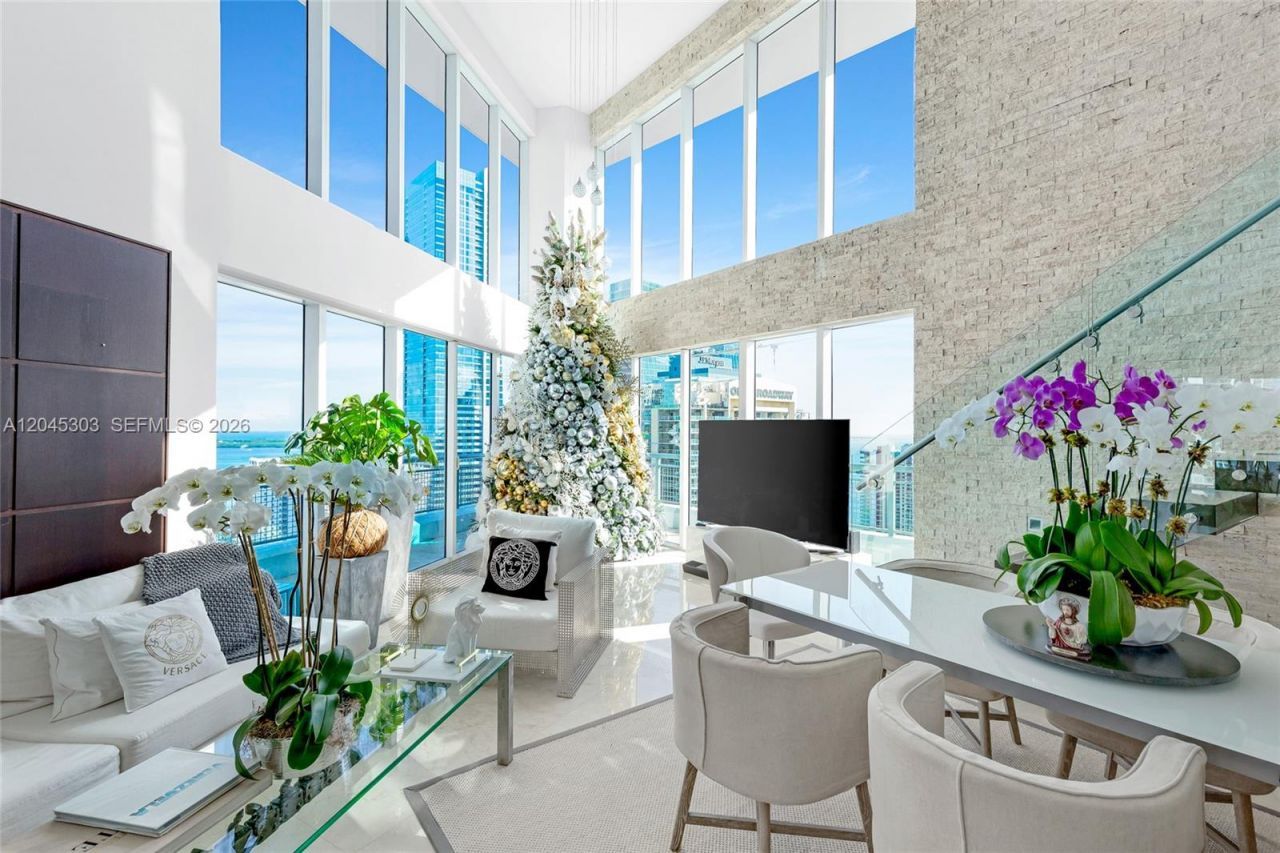 60 SW 13th St , Unit 3200, Miami, FL 33130 Photo