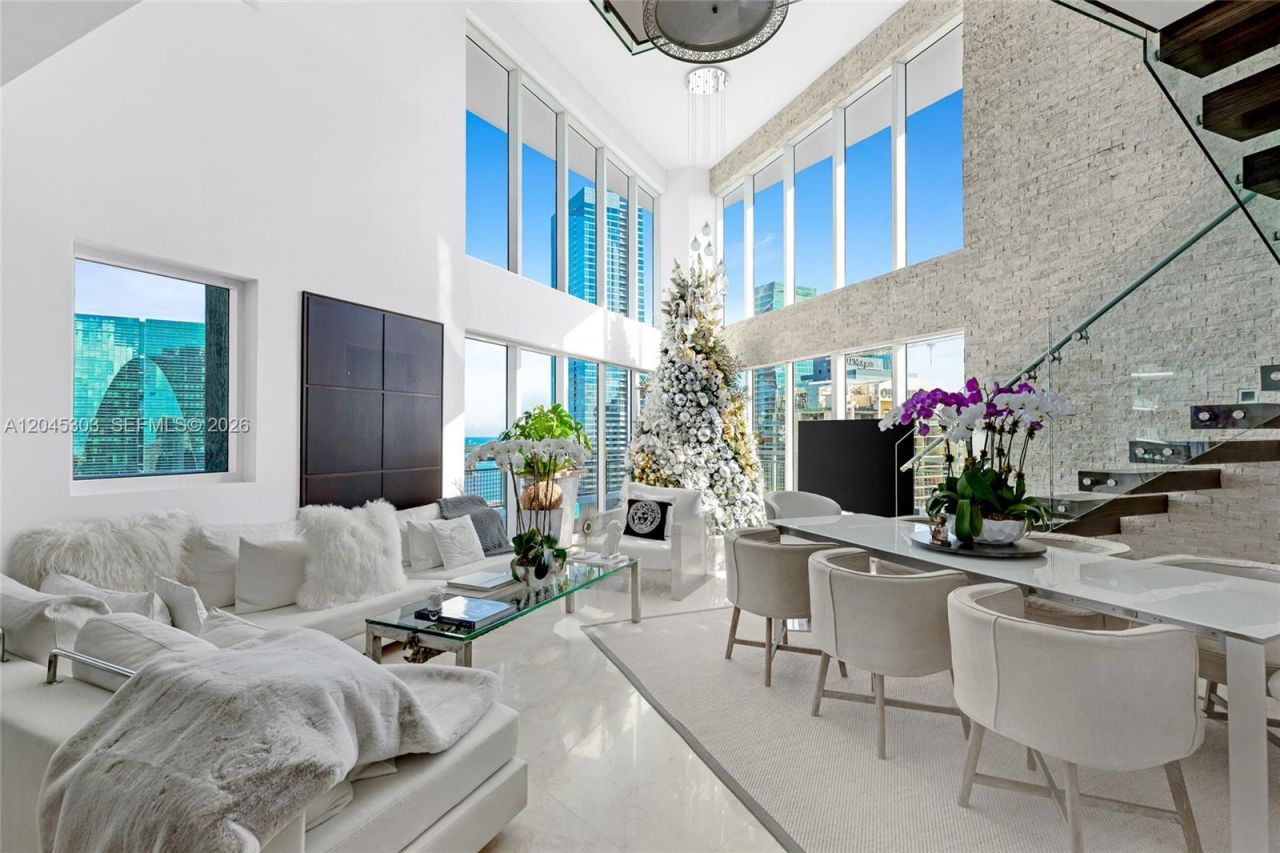 60 SW 13th St , Unit 3200, Miami, FL 33130 Photo