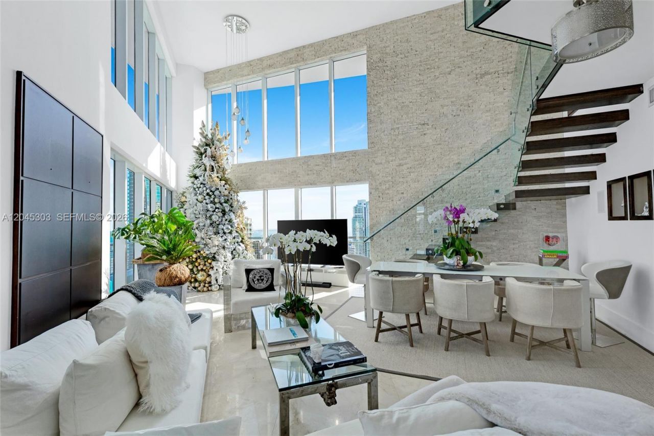 60 SW 13th St , Unit 3200, Miami, FL 33130 Photo