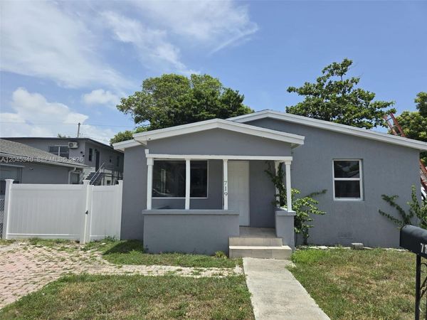 719 21st St , West Palm Beach, FL 33407