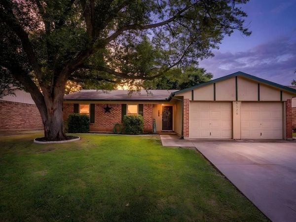 6528 High Meadow Court, Watauga, TX 76148