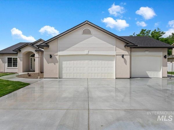 2800 Ohio Ave, Nampa, ID 83686