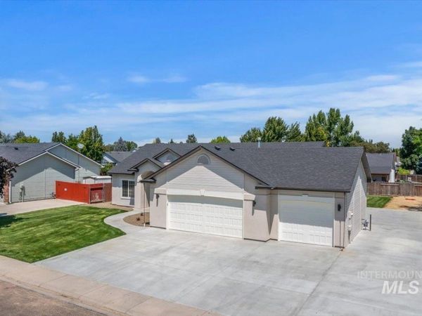 2800 Ohio Ave, Nampa, ID 83686