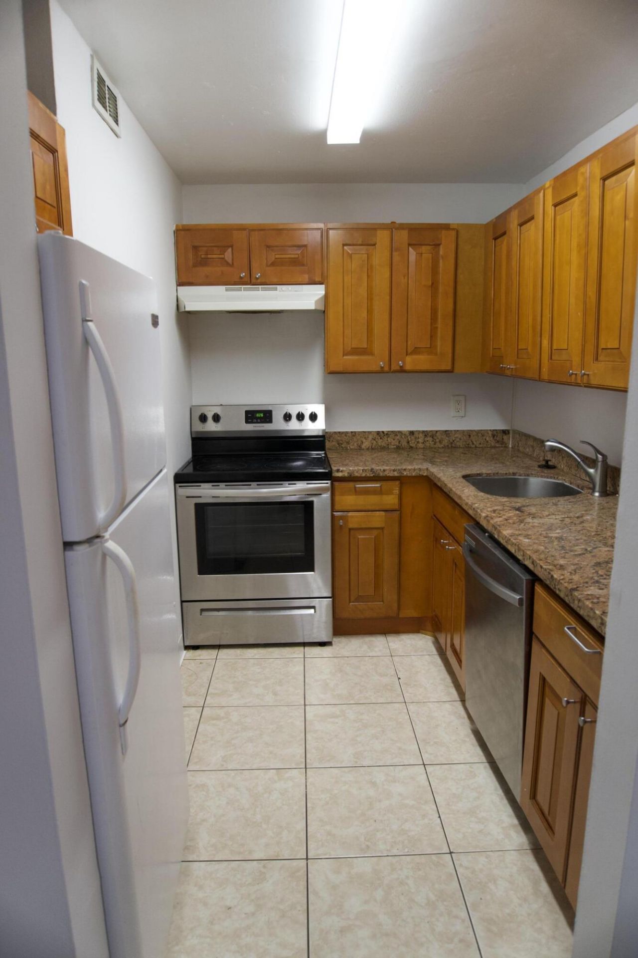 2840 NE 14th St Street, Unit 212a, Pompano Beach, FL 33062 Photo