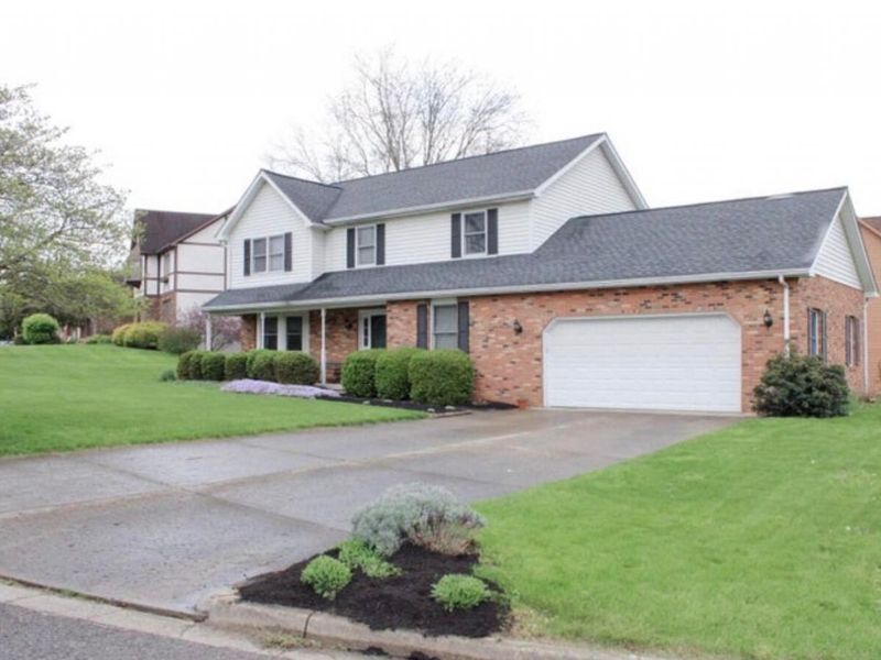 481 Cambridge Lane , Lancaster, OH 43130 Photo 2