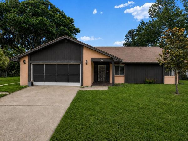 3 BLAKE COURT , PALM COAST, FL 32137