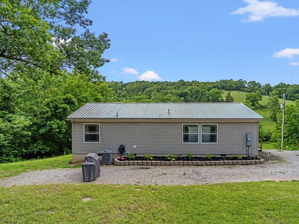 10279 U.S. 27, Berry, KY 41003