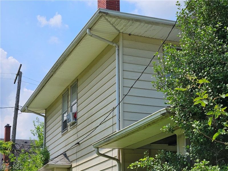 12414 Forest Grove Avenue, Cleveland, OH 44108 Photo 5