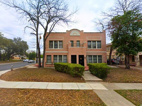 400 W Lynwood Ave, San Antonio, TX 78212