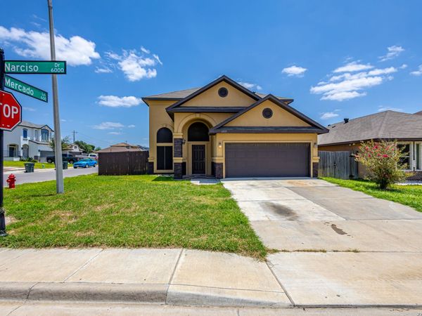 6015 Narciso, Laredo, TX 78046
