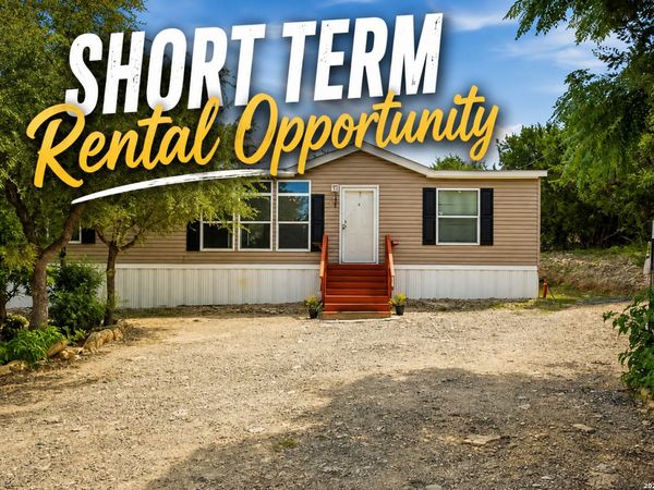 327 Lost Antler Dr, Canyon Lake, TX 78133