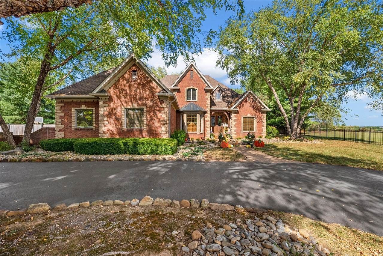 305 Calumet Way , Bowling Green, KY 42104 Main Photo