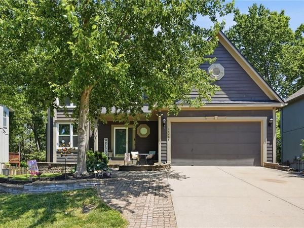 14485 S Summit Street, Olathe, KS 66062