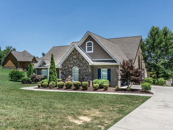 103 Oak Grove Road, Greeneville, TN 37745