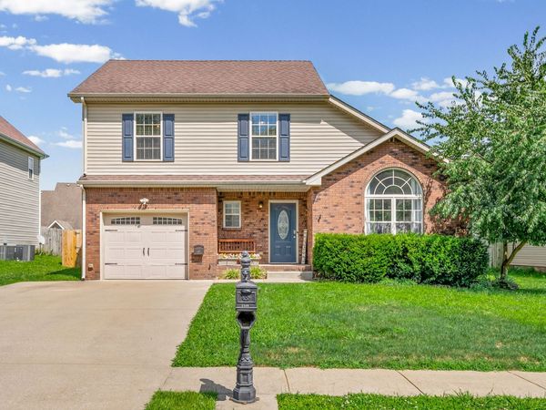 3569 Southwood Dr, Clarksville, TN 37042